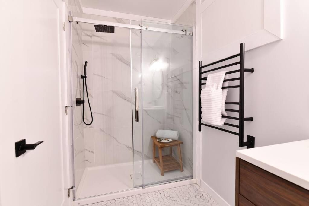 Jardin Suites Highfield Moncton Esterno foto